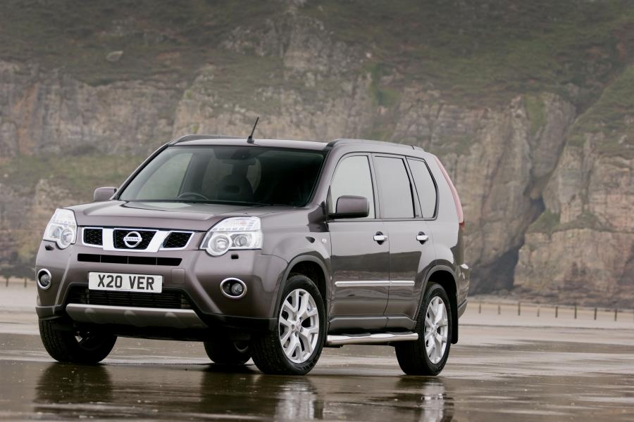  Nissan X-Trail Platinum Edition 2012 года  (UK) (фото 15 из 17)